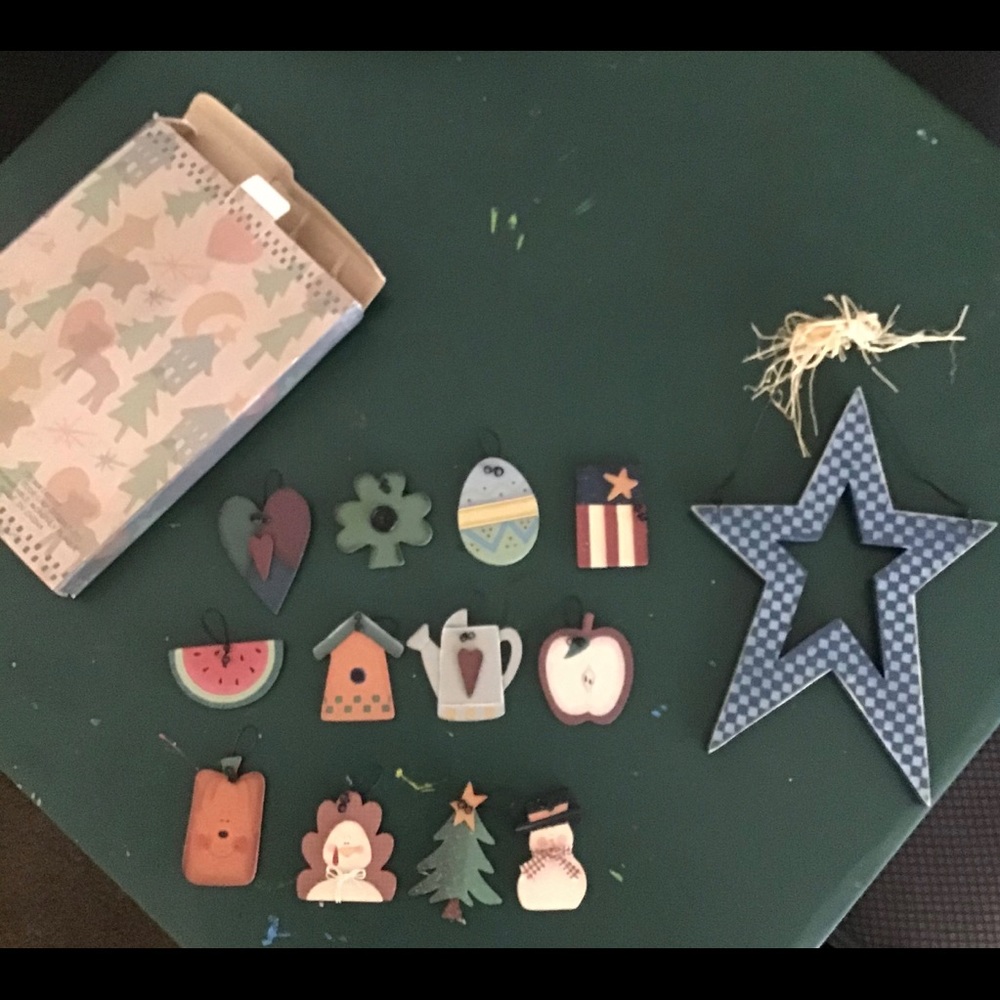 13 piece seasonal set